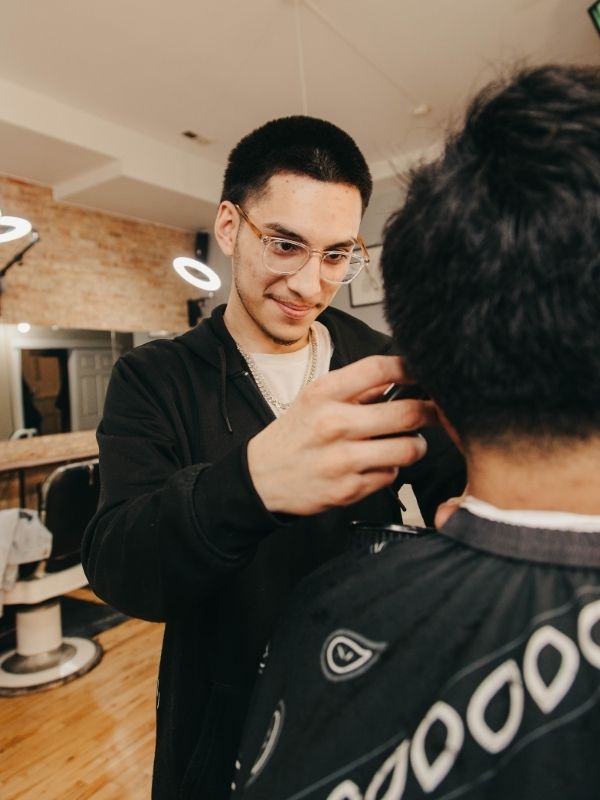 Leo - Barber at Traditions Lincoln Park