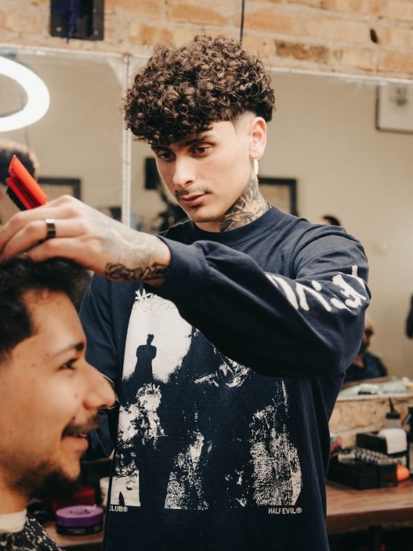 Max - Experience Barber at Traditions Lincoln Park